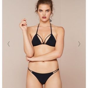 Beach Bunny - Black Tifanie bikini